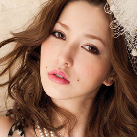 藤井莉娜
