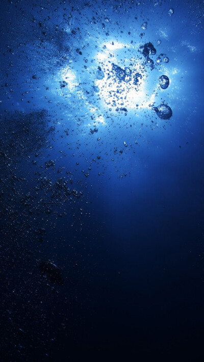 Underwater bubbles iPhone 5s wallpaper