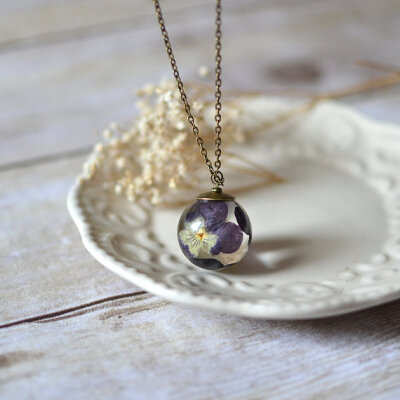 pansy viola flower necklace resin jewelry clear orb sphere necklace- pressed flower jewelry, mothers day necklace, gift under 45