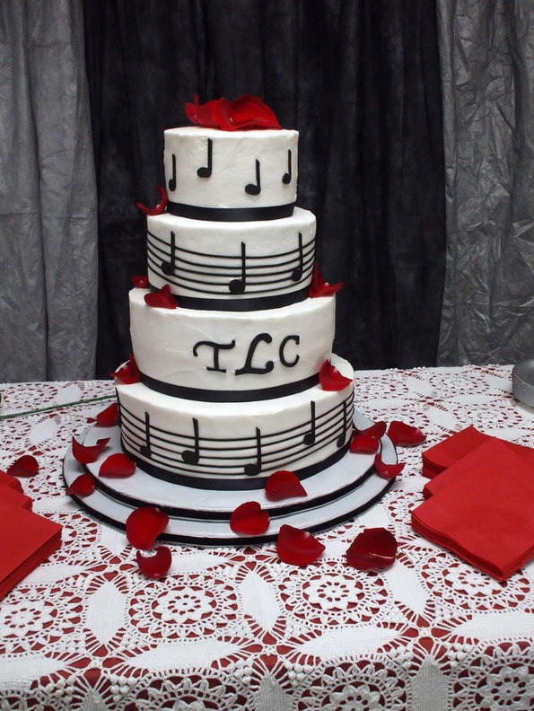 把音乐做进蛋糕里 定会成为婚宴中的亮点