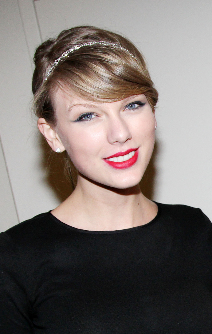 TaylorSwift