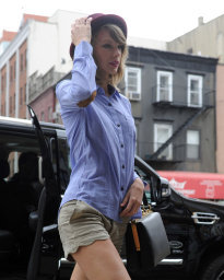 TaylorSwift