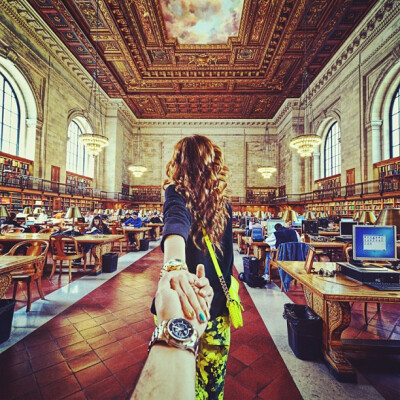 Murad Osmann《Follow me》| the NYC Public Library