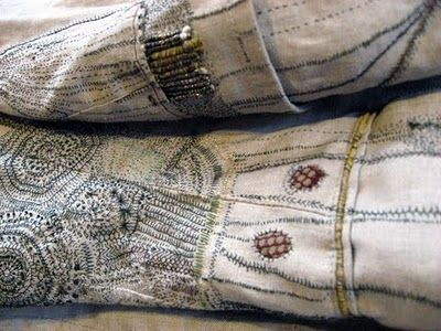Needlework from Woky Shoten. (via World of Textiles. April 15, 2010)
