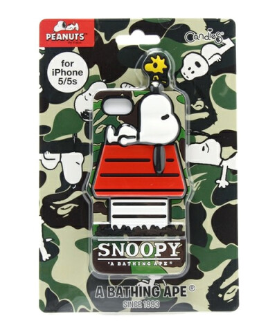 A BATHING APE的迷彩加上最惹人喜欢的小狗，SNOOPY，大家怎能不爱？