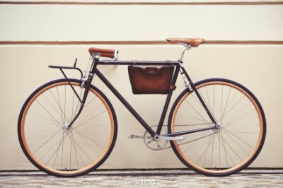 Victoire Cycles for Berluti。#via tumblr#