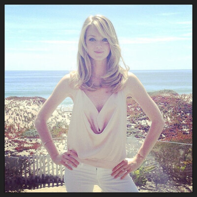 Beautiful day in Malibu with @chazdean and #Wenhaircare! #Wenonset