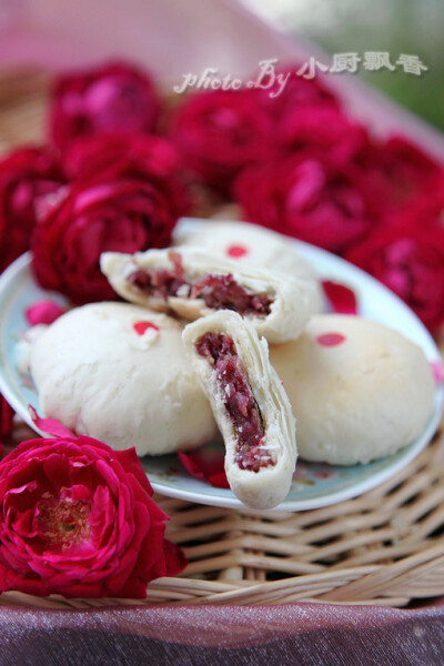 【玫瑰鲜花饼】——萦绕在唇齿间的馨香与甜蜜