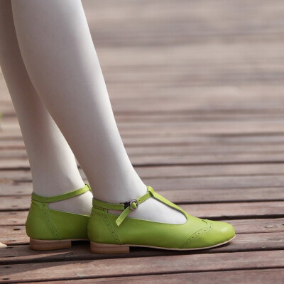 清爽夏日绿色复古丁字带真皮英伦风格圆头平底单鞋娃娃鞋小皮鞋