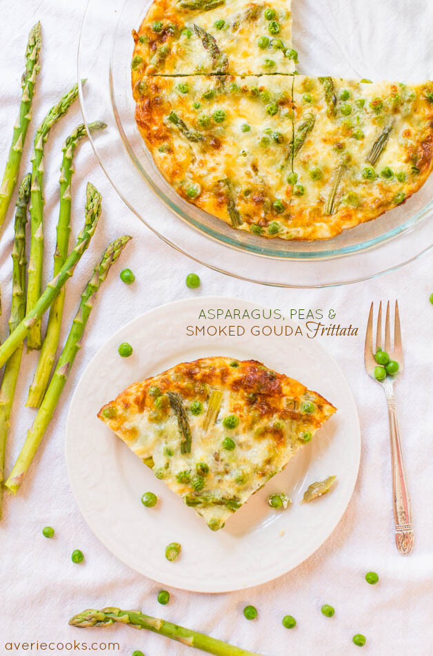 Asparagus, Peas, and Smoked Gouda Frittata - Even the pickiest eaters will eat green vegetables in this healthy &amp;amp; easy 25 minute recipe!