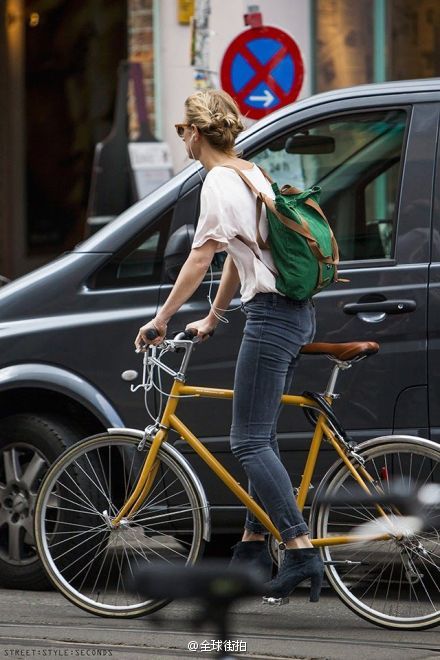 Bike Girls