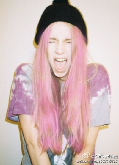 Pink hair 粉发少女你认为#发型和脸谁重要#
