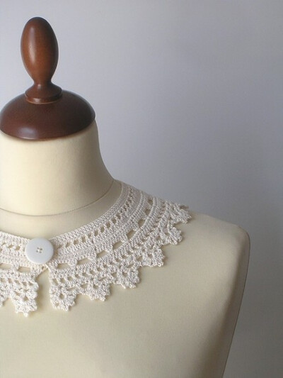 cute crocheted collar