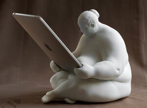 Venus of Cupertino iPad Dock 维纳斯女神IPAD充电器。