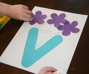 kids letter v craft