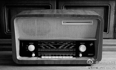 【值得收藏的戏匣子】“戏匣子”这一称谓对于现在的年青人来说实在是太陌生了，上世纪七十年代前出生的人，则常会听到“戏匣子”这个词。其实这“戏匣子”就是收音机。你可千万别小看这收音机，这在二十世纪五、六十…