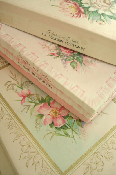 ♥`、floral、pink、books、Still Lifes at Home