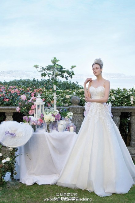 Jillian Wedding Dresses