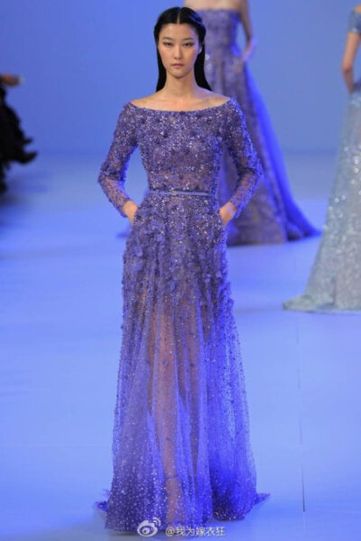 Elie Saab 2014春夏高级定制礼服，柔软、纤细、精致、华靡典雅。