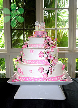 Hello Kitty Wedding Cake