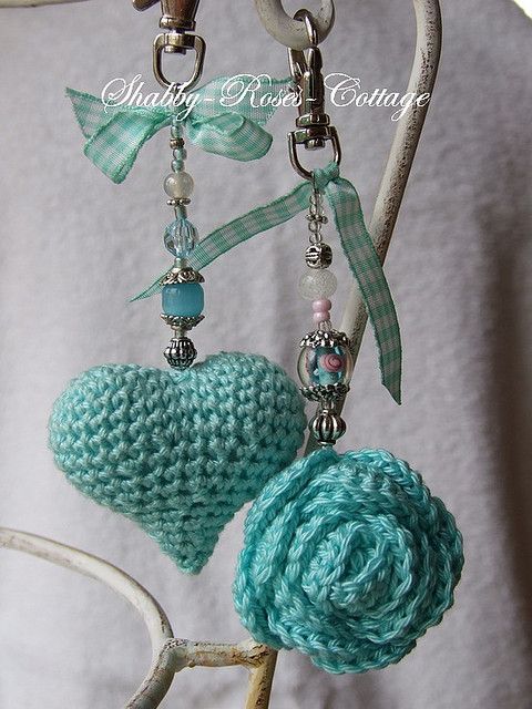 Aqua Rose and Heart keychains by Nell of *ShabbyRosesCottage*, via Flickr