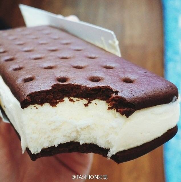 Cookie O Sandwich Ice Cream. 饼干夹雪糕