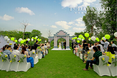 #真实婚礼#厦大－木棉花开 更多: http://www.lovewith.me/share/detail/all/34719