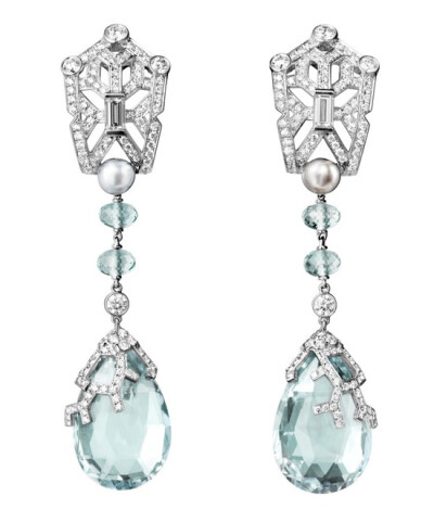 Cartier Boreal Earrings - Platinum, aquamarines, natural pearls totalling 7.96 grains, baguette-cut diamonds, brilliants. PHOTO Vincent Wulveryck © Cartier 2012