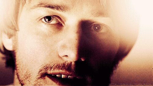 一美!(,,• ₃ •,,)詹姆斯麦卡沃伊(｡˘•ε•˘｡)