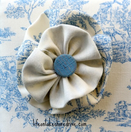 how to make fabric flower rosettes with button