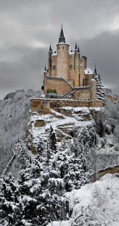 Alcázar of Segovia, Spain #travel
