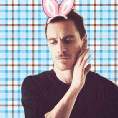 #瞎眼时间# #James McAvoy# #Michael Fassbender# 显得蛋疼逼迫小伙伴→@晨光如初 跟我换情侣头像...反正不管情侣不情侣，瞎眼是真的够瞎眼.........（快跪下来唱船歌！！）