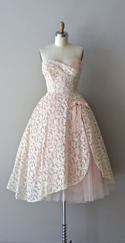 Châteauroux lace dress / 1950s dress / vintage lace 50s party dress $625