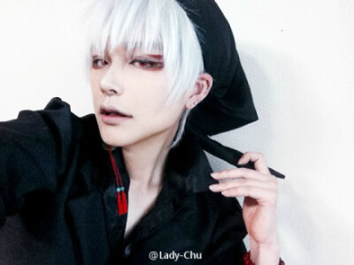 Lady-Chu： #鬼灯的冷澈# #COS#CN：青春【 http://t.cn/RvZ0cxN 】喜欢黑泽还是白泽