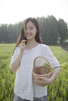 原創設計 純棉甜美森女文藝系带镂空绣花娃娃衬衫夏薄衫 价格 ¥69.90