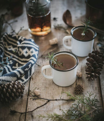 Hot Buttered Fig + Rosemary Bourbon Cider recipe by Beth Kirby.