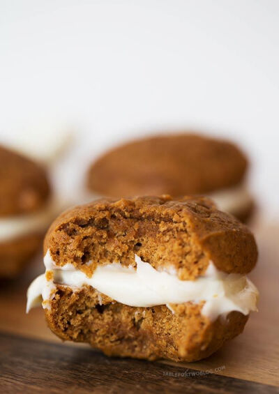 Mini gingerbread whoopie pies