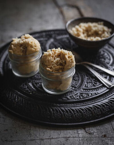 Roasted Apricot Buttermilk Ice Cream with Almond Streusel by carey nershi, via Flickr