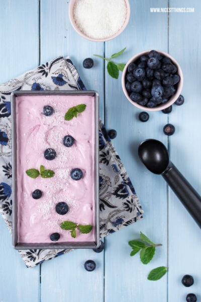 Blueberry &amp;amp; Coconut No-Churn Ice Cream