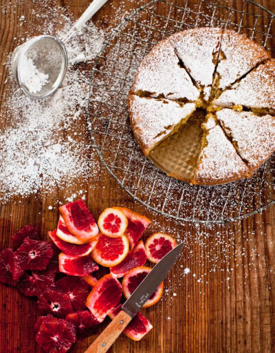 Yummy Supper: ALMOND CAKE WITH CARDAMOM + BLOOD ORANGE