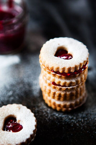 linzer cookies