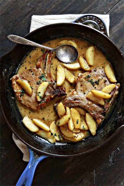 Apple Cider Sage Pork Chops with Caramelized Apples