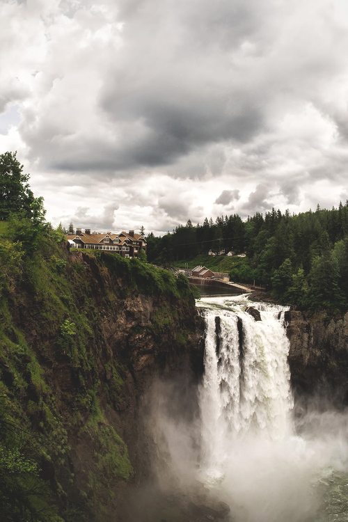 斯诺夸尔米瀑布...Snoqualmie Falls, Washington | Issac Hagoel