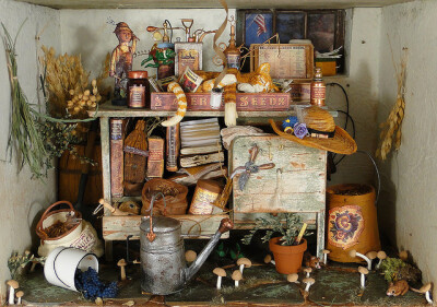 1:12 Scale Dollhouse Miniature Remington the Horticulturist | Flickr – 相片分享！