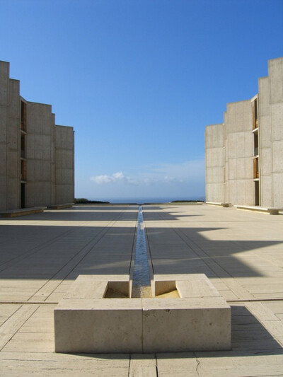 Salk Institute X Louis Kahn