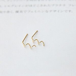 10K金可爱俏皮棉花卷耳钉 单只