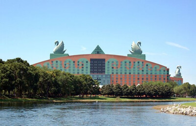 Walt Disney World Swan and Dolphin Resort X Michael Graves