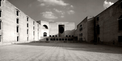 Indian Institute of Management X Louis Kahn