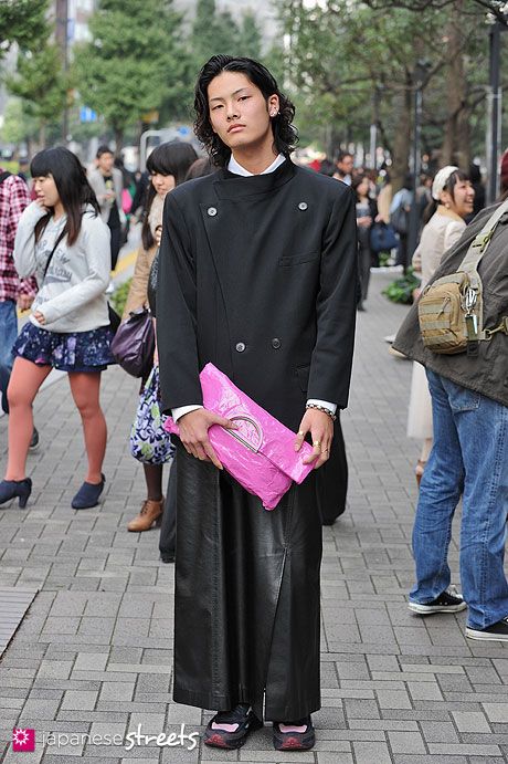 RYUKI KASHIYAMA Shibuya, Tokyo AUTUMN 2013, GUYS Kjeld Duits STUDENT, 18 Coat – Issey Miyake Skirt – N/A Shoes – Raf Simons ryukik8576 @ twitter Bookmark and Share