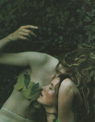 “Greensleeves” photographed by Tim Walker for The Face